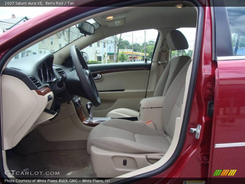 Berry Red / Tan 2007 Saturn Aura XE
