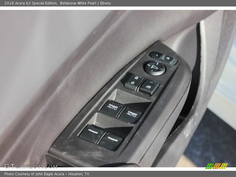 Bellanova White Pearl / Ebony 2018 Acura ILX Special Edition