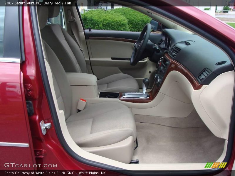 Berry Red / Tan 2007 Saturn Aura XE