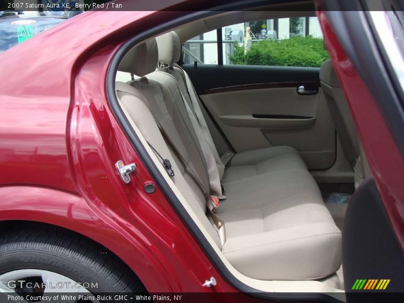 Berry Red / Tan 2007 Saturn Aura XE