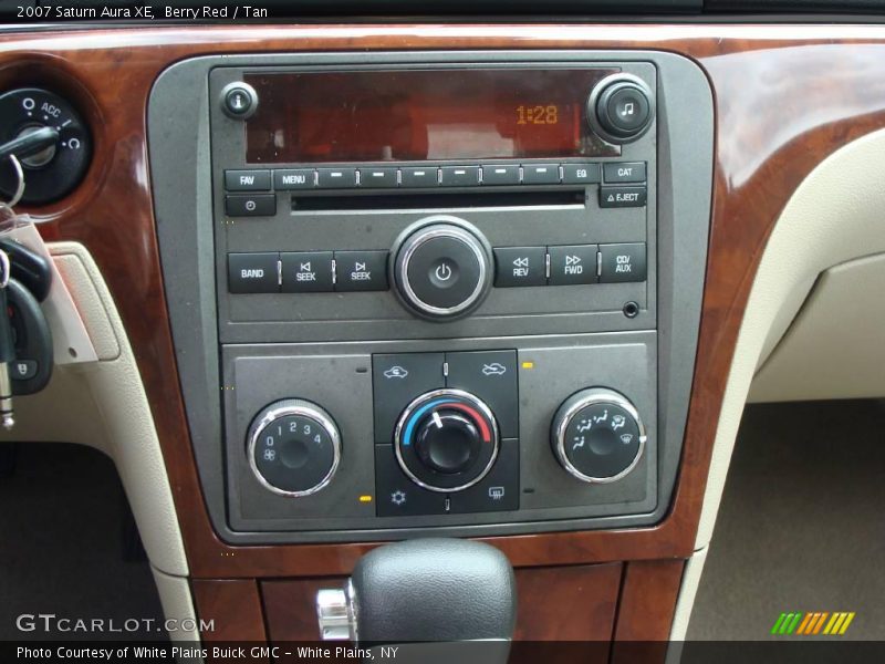 Berry Red / Tan 2007 Saturn Aura XE