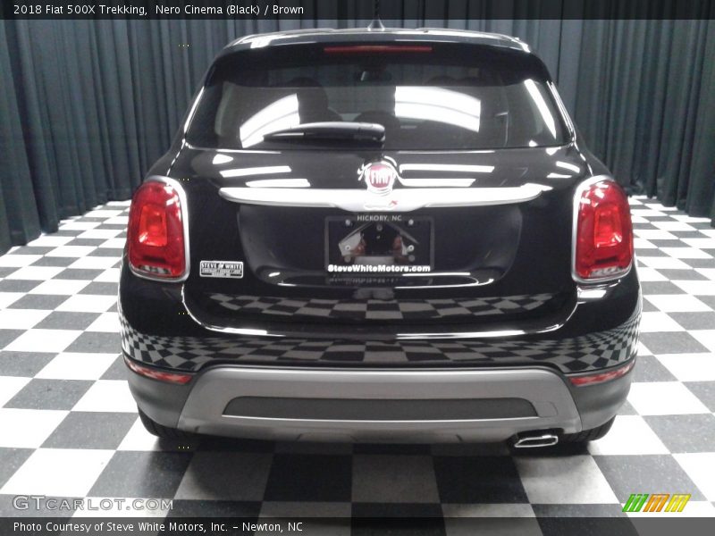 Nero Cinema (Black) / Brown 2018 Fiat 500X Trekking