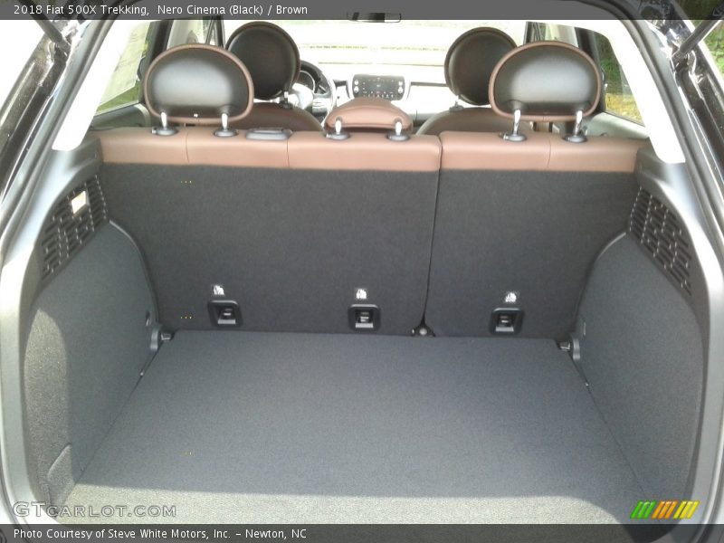 Nero Cinema (Black) / Brown 2018 Fiat 500X Trekking