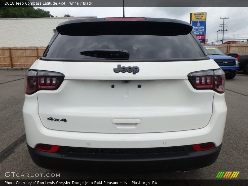 White / Black 2018 Jeep Compass Latitude 4x4