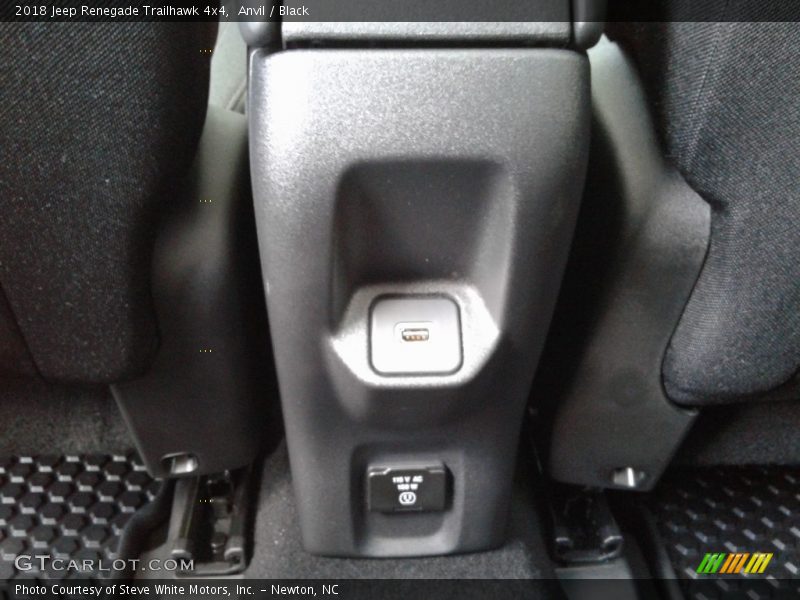 Anvil / Black 2018 Jeep Renegade Trailhawk 4x4