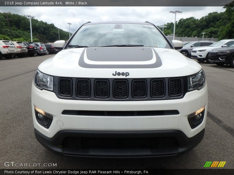 White / Black 2018 Jeep Compass Latitude 4x4