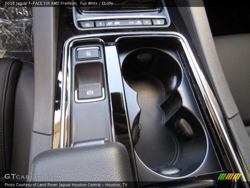 Fuji White / Ebony 2018 Jaguar F-PACE 30t AWD Premium