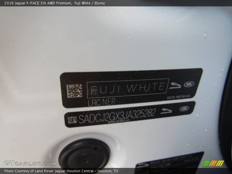 Fuji White / Ebony 2018 Jaguar F-PACE 30t AWD Premium