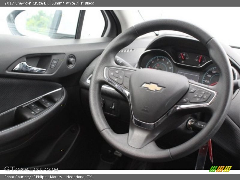 Summit White / Jet Black 2017 Chevrolet Cruze LT