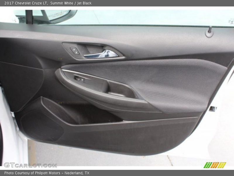 Summit White / Jet Black 2017 Chevrolet Cruze LT