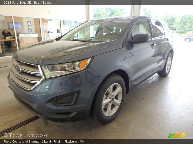 Blue / Ebony 2018 Ford Edge SE