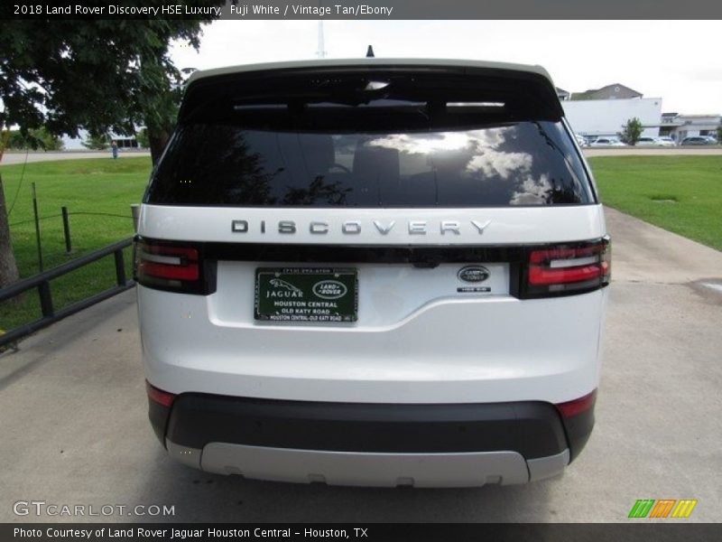 Fuji White / Vintage Tan/Ebony 2018 Land Rover Discovery HSE Luxury