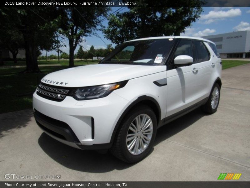 Fuji White / Vintage Tan/Ebony 2018 Land Rover Discovery HSE Luxury