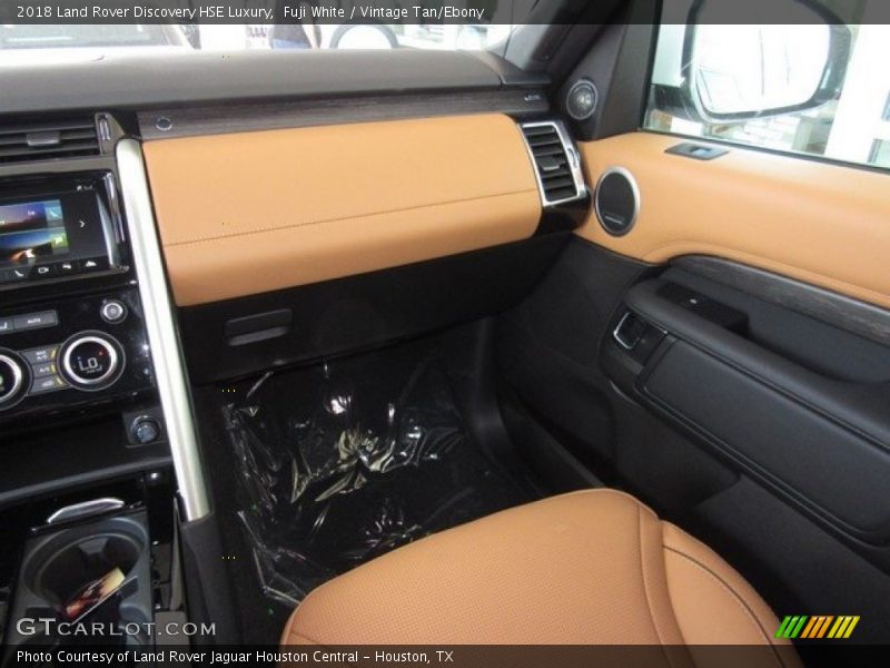 Fuji White / Vintage Tan/Ebony 2018 Land Rover Discovery HSE Luxury