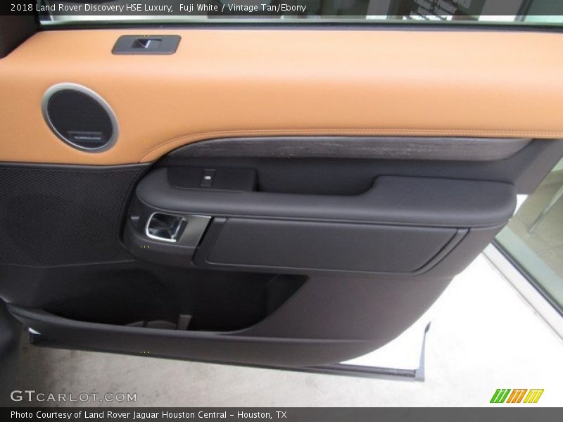 Fuji White / Vintage Tan/Ebony 2018 Land Rover Discovery HSE Luxury