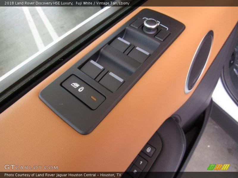 Fuji White / Vintage Tan/Ebony 2018 Land Rover Discovery HSE Luxury