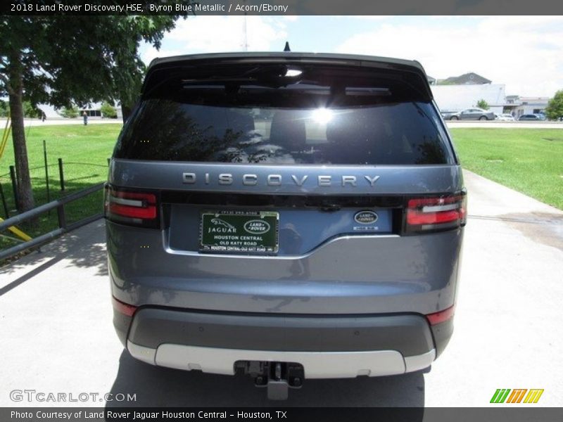 Byron Blue Metallic / Acorn/Ebony 2018 Land Rover Discovery HSE