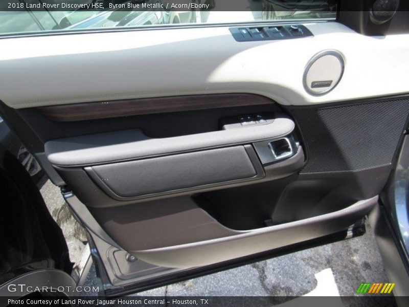 Byron Blue Metallic / Acorn/Ebony 2018 Land Rover Discovery HSE