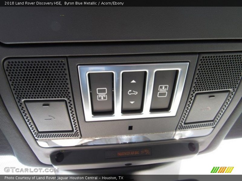 Byron Blue Metallic / Acorn/Ebony 2018 Land Rover Discovery HSE