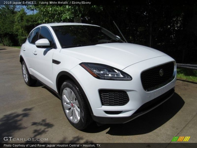 Yulong White Metallic / Ebony/Ebony 2018 Jaguar E-PACE S