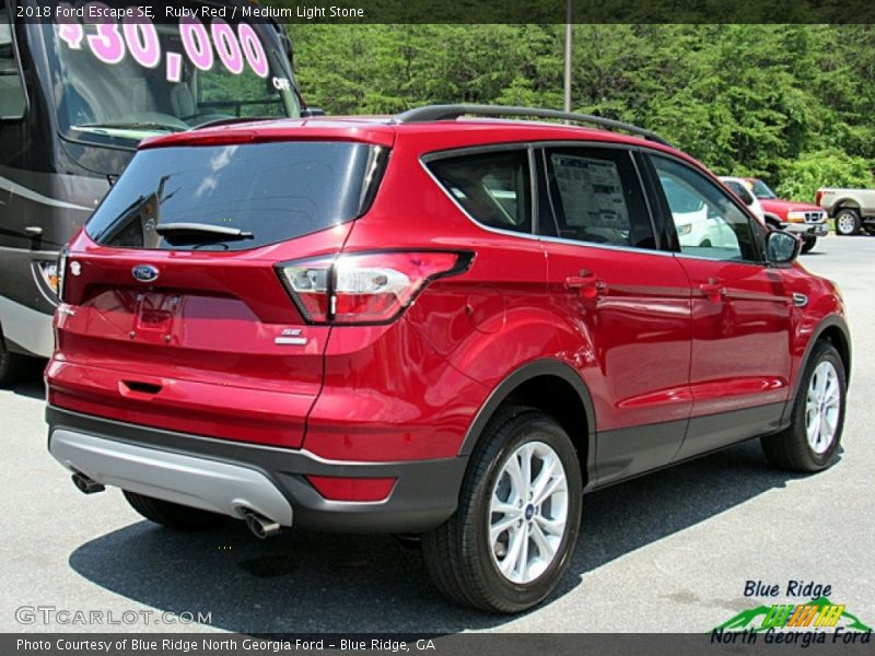 Ruby Red / Medium Light Stone 2018 Ford Escape SE