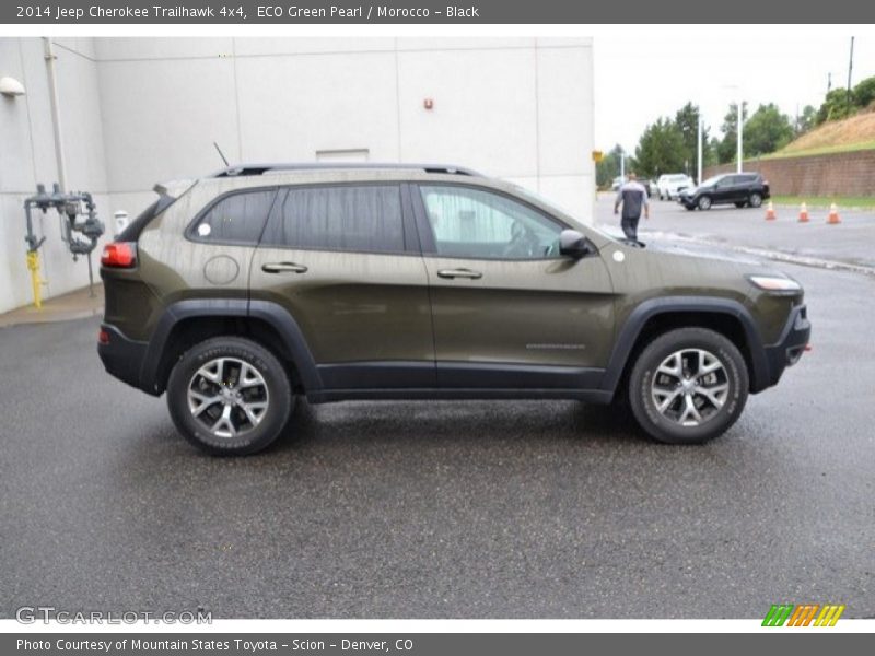 ECO Green Pearl / Morocco - Black 2014 Jeep Cherokee Trailhawk 4x4