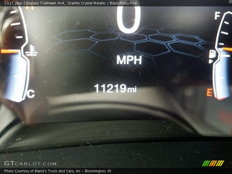 Granite Crystal Metallic / Black/Ruby Red 2017 Jeep Compass Trailhawk 4x4