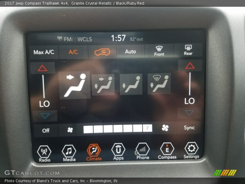 Granite Crystal Metallic / Black/Ruby Red 2017 Jeep Compass Trailhawk 4x4