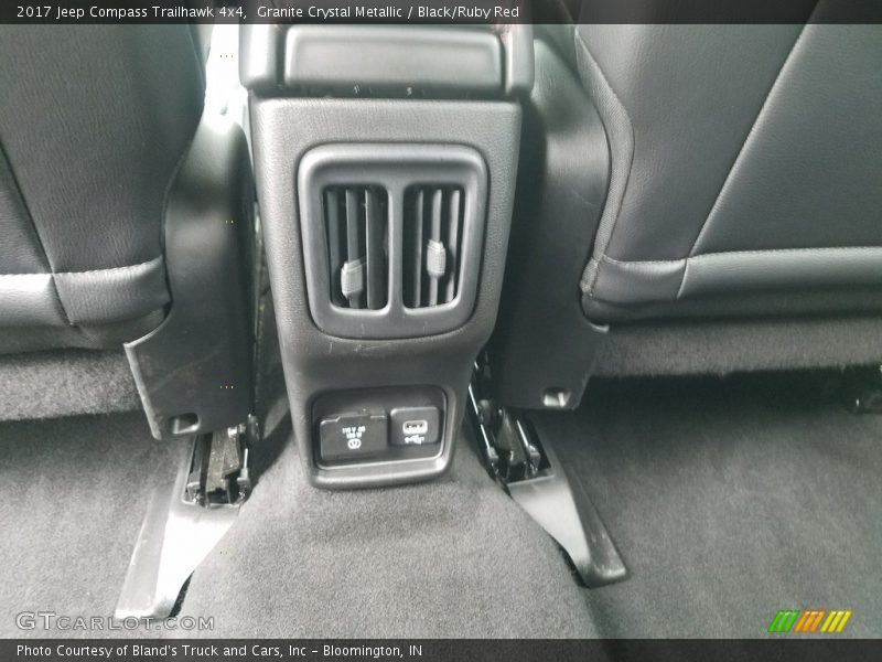 Granite Crystal Metallic / Black/Ruby Red 2017 Jeep Compass Trailhawk 4x4