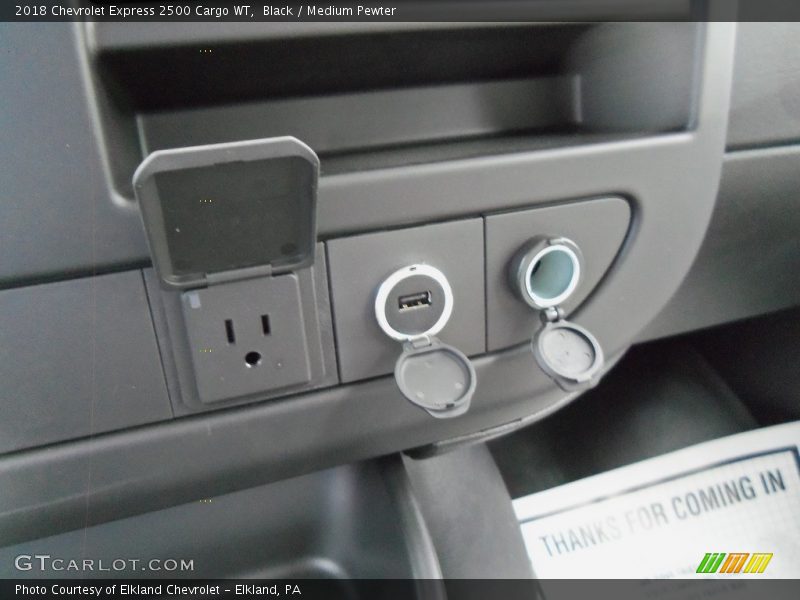 Black / Medium Pewter 2018 Chevrolet Express 2500 Cargo WT