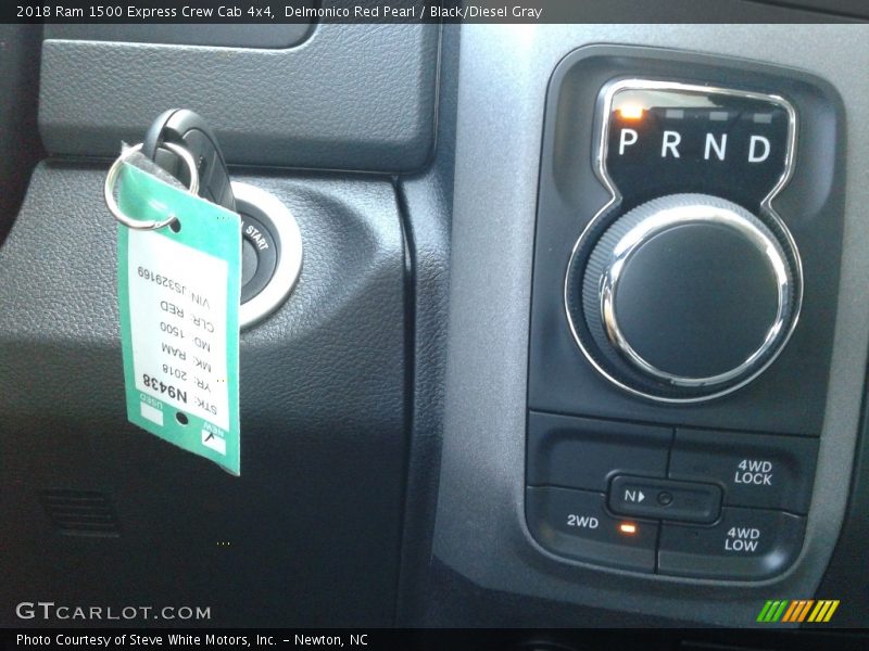 Delmonico Red Pearl / Black/Diesel Gray 2018 Ram 1500 Express Crew Cab 4x4