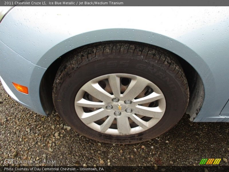 Ice Blue Metallic / Jet Black/Medium Titanium 2011 Chevrolet Cruze LS