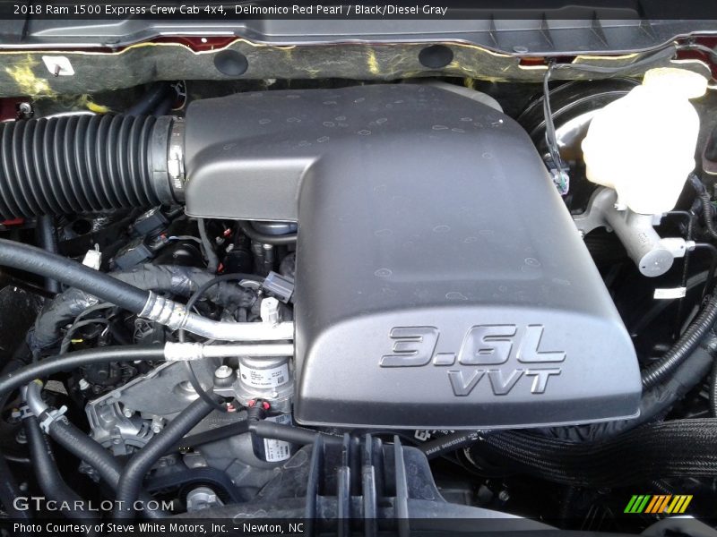 Delmonico Red Pearl / Black/Diesel Gray 2018 Ram 1500 Express Crew Cab 4x4