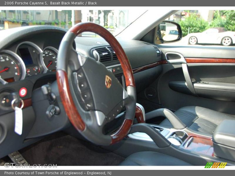 Basalt Black Metallic / Black 2006 Porsche Cayenne S