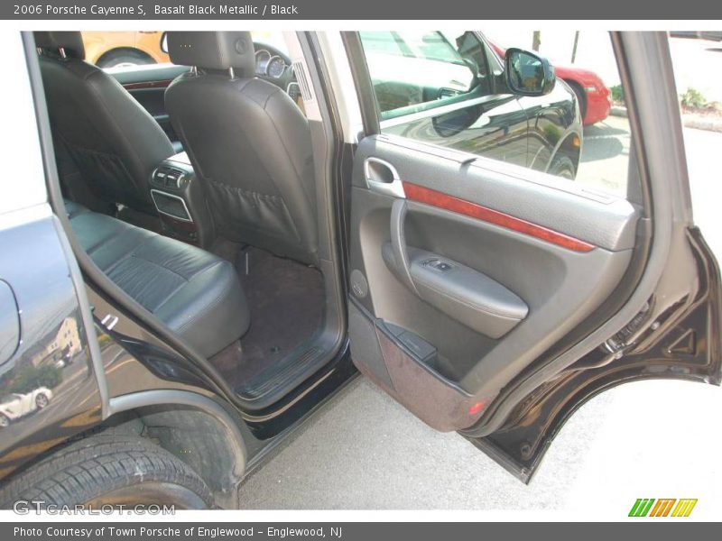 Basalt Black Metallic / Black 2006 Porsche Cayenne S