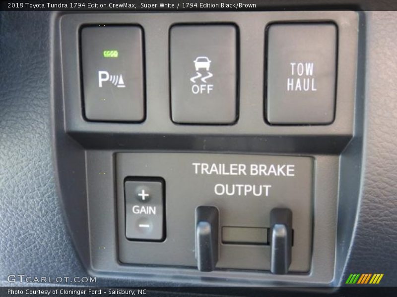 Super White / 1794 Edition Black/Brown 2018 Toyota Tundra 1794 Edition CrewMax