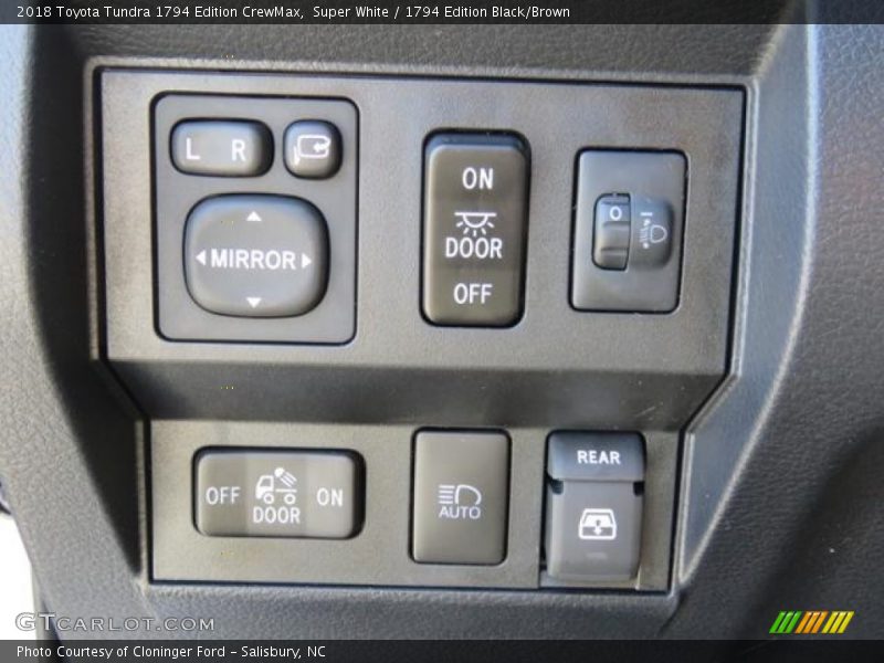 Super White / 1794 Edition Black/Brown 2018 Toyota Tundra 1794 Edition CrewMax