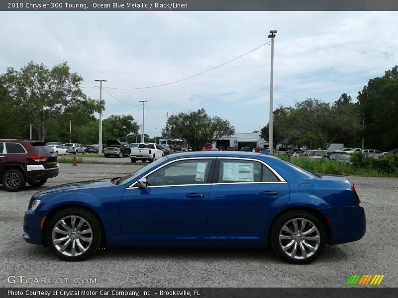 Ocean Blue Metallic / Black/Linen 2018 Chrysler 300 Touring