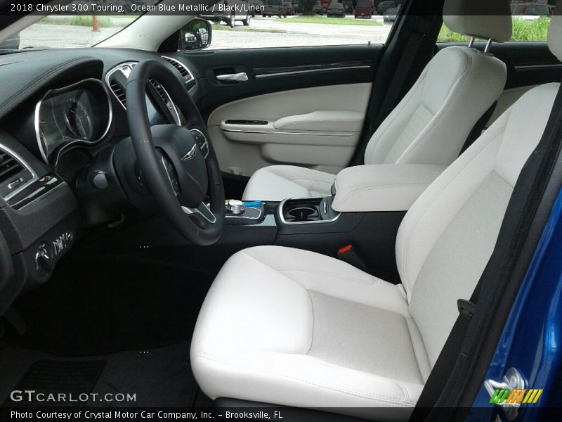 Ocean Blue Metallic / Black/Linen 2018 Chrysler 300 Touring
