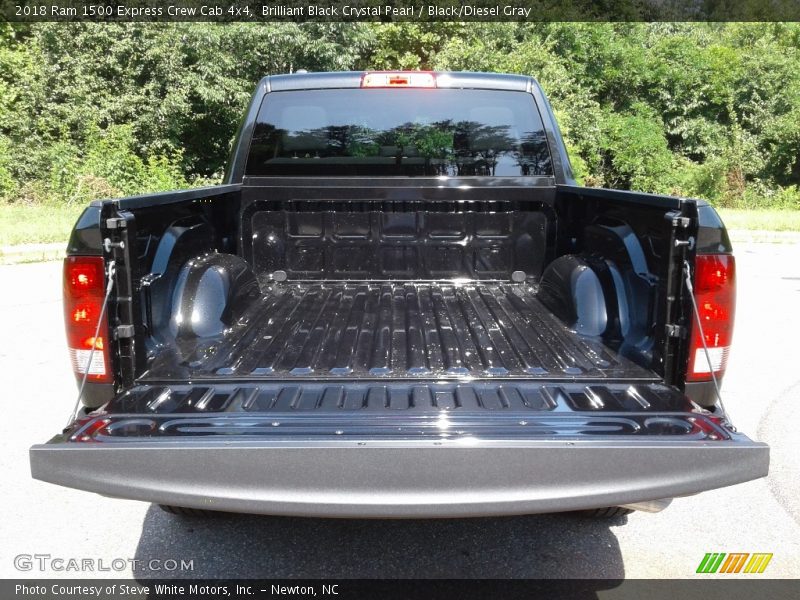 Brilliant Black Crystal Pearl / Black/Diesel Gray 2018 Ram 1500 Express Crew Cab 4x4