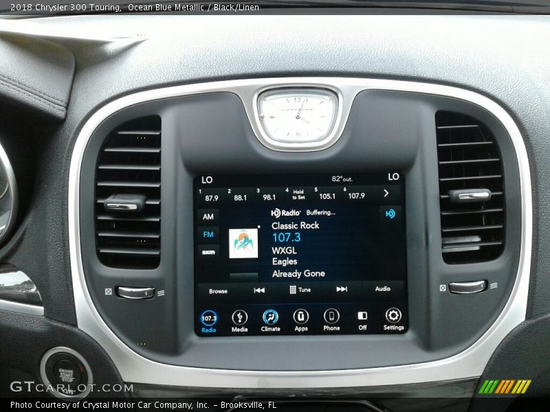 Ocean Blue Metallic / Black/Linen 2018 Chrysler 300 Touring