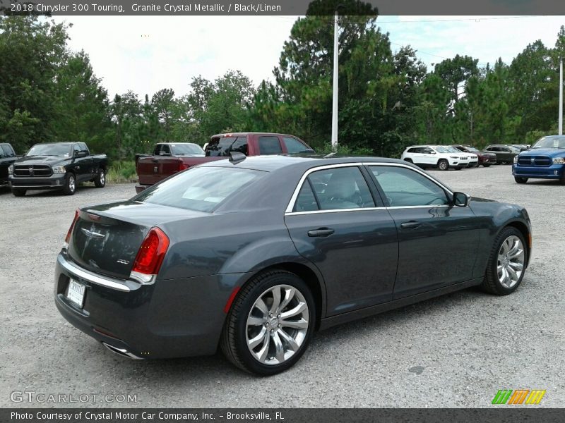 Granite Crystal Metallic / Black/Linen 2018 Chrysler 300 Touring
