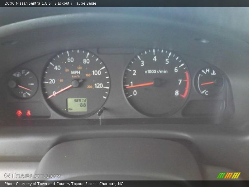 Blackout / Taupe Beige 2006 Nissan Sentra 1.8 S