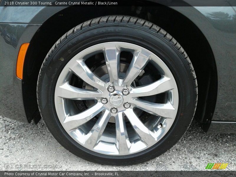 Granite Crystal Metallic / Black/Linen 2018 Chrysler 300 Touring