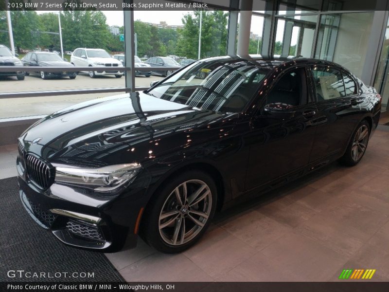 Black Sapphire Metallic / Black 2019 BMW 7 Series 740i xDrive Sedan