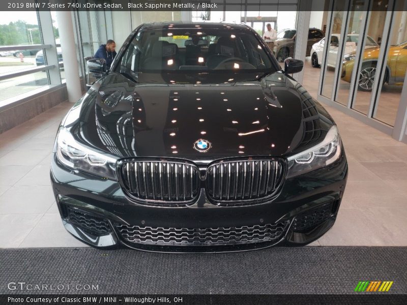 Black Sapphire Metallic / Black 2019 BMW 7 Series 740i xDrive Sedan