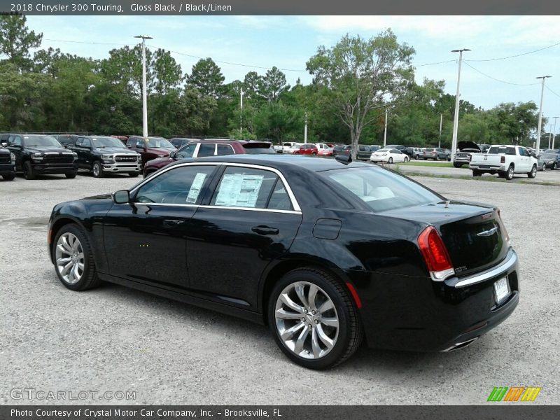 Gloss Black / Black/Linen 2018 Chrysler 300 Touring