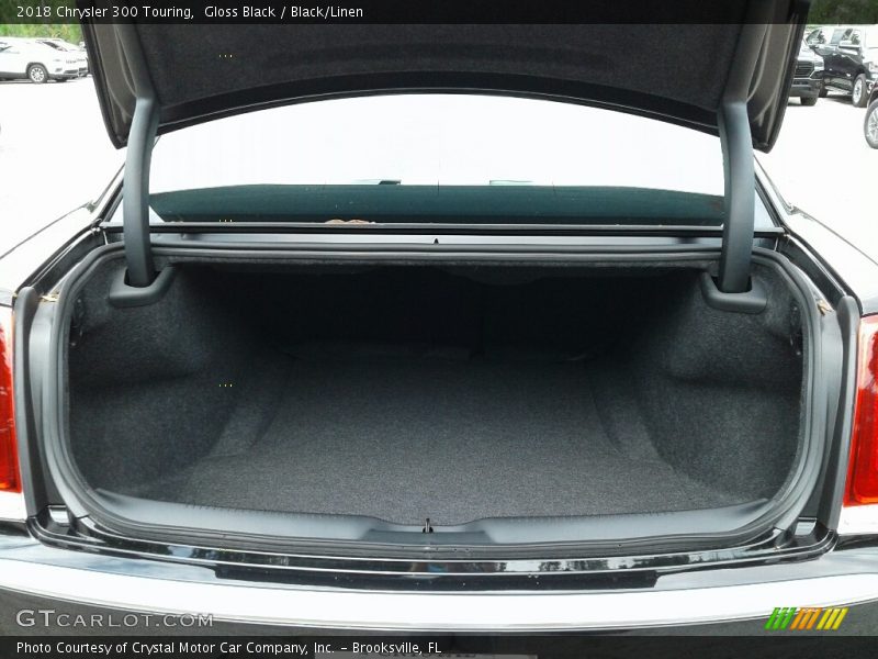 Gloss Black / Black/Linen 2018 Chrysler 300 Touring