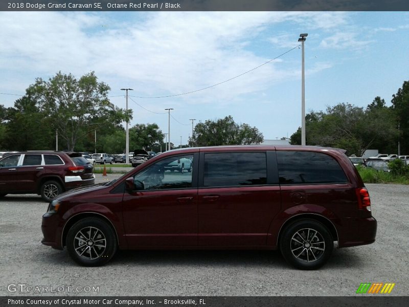 Octane Red Pearl / Black 2018 Dodge Grand Caravan SE