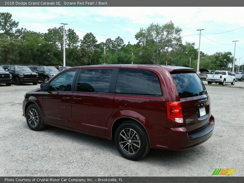 Octane Red Pearl / Black 2018 Dodge Grand Caravan SE